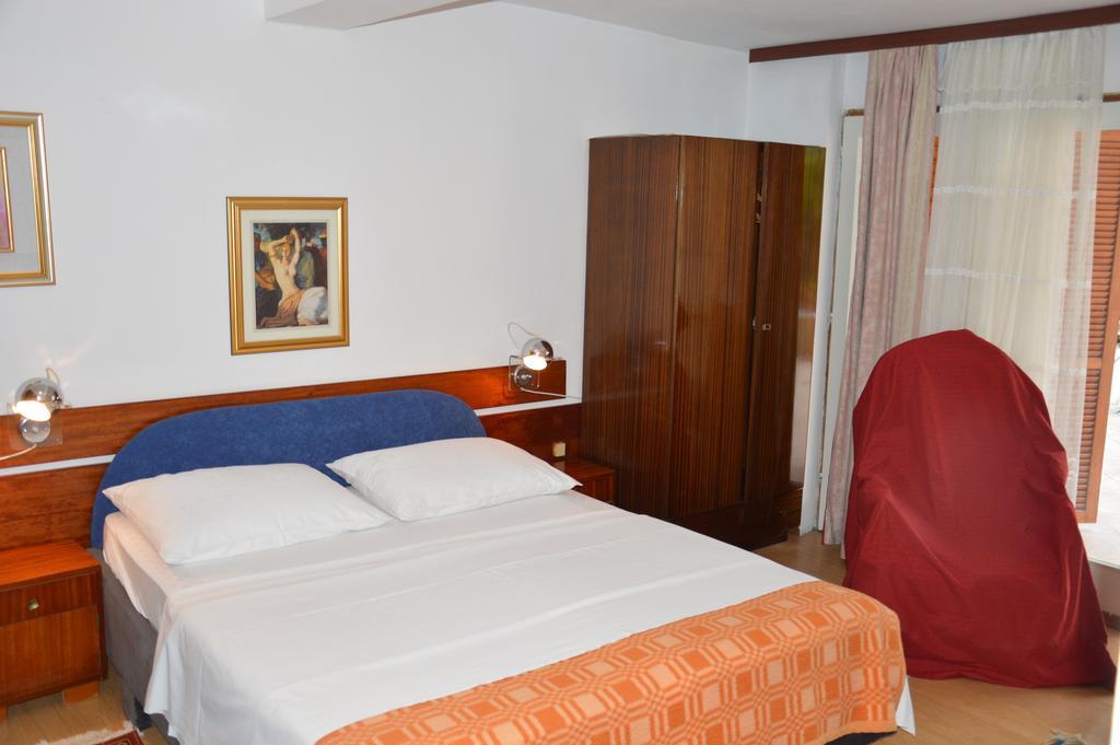 Apartamento Hous Mira Poreč Habitación foto